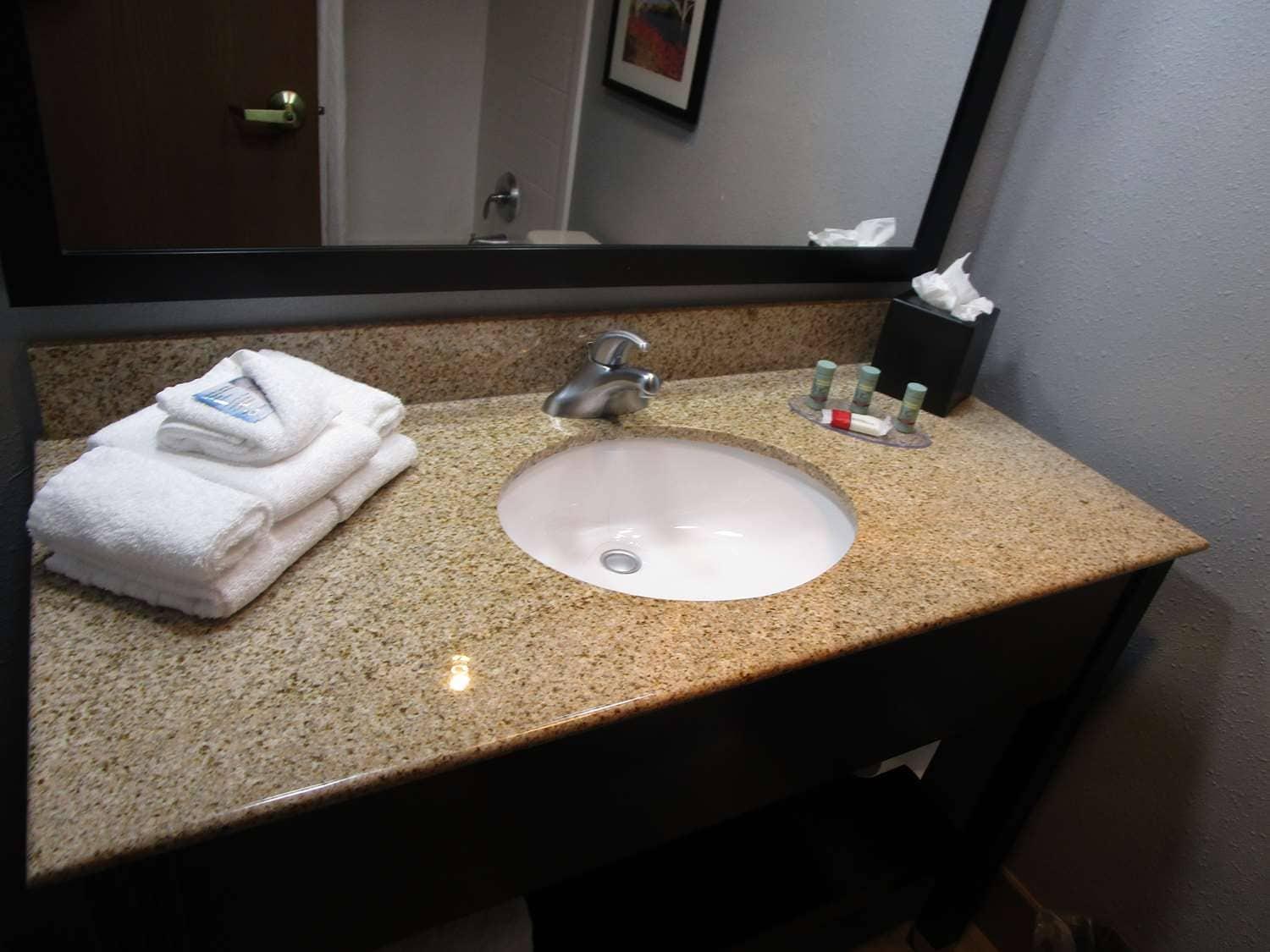 Best Western Bloomington Edina - Minneapolis Exterior photo